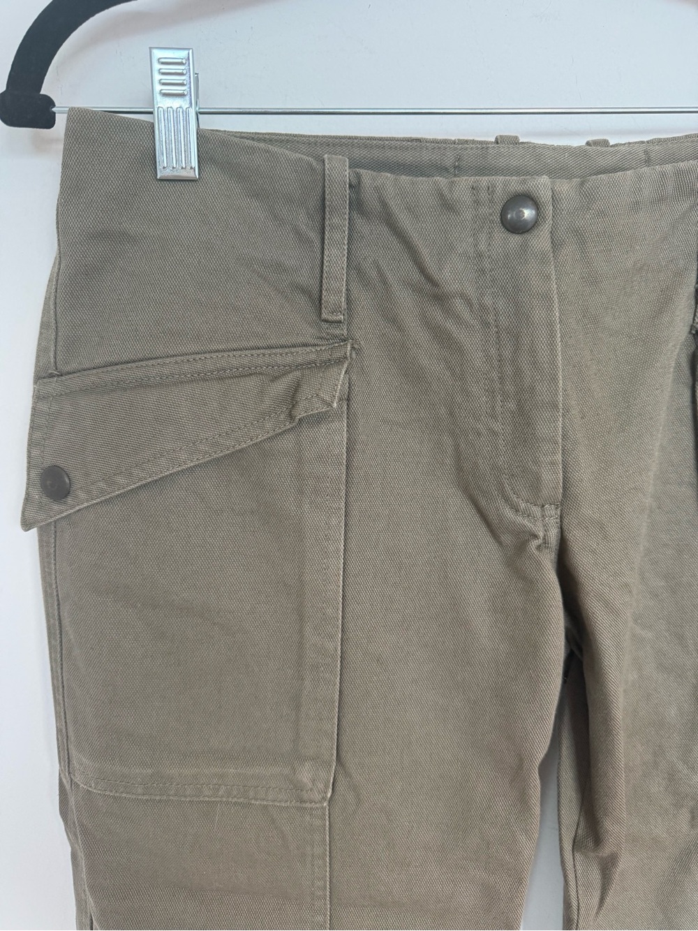 Army Green Cargo Cropped Capri Pants Size 8 - Picture 2 of 6